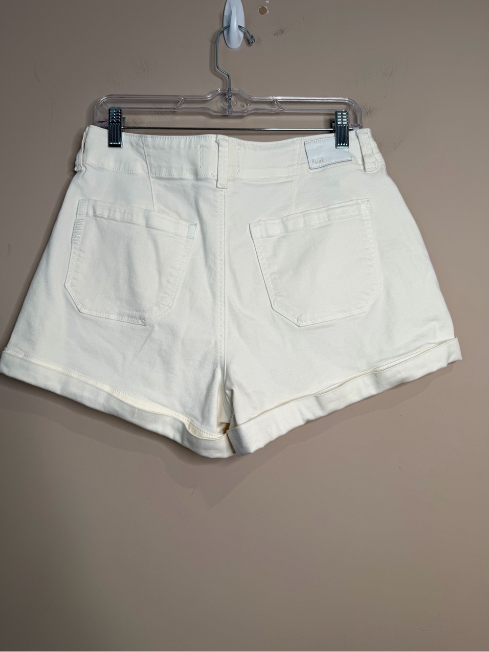 PAIGE Women's Brooklyn Short with Cuff Sand Quartz White 28 $189 H19 - Picture 3 of 10